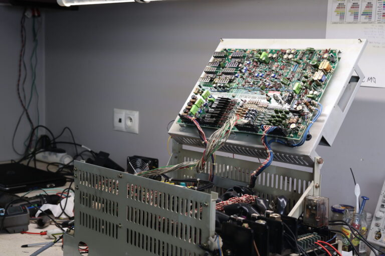 naprawa elektroniki przemysłowej